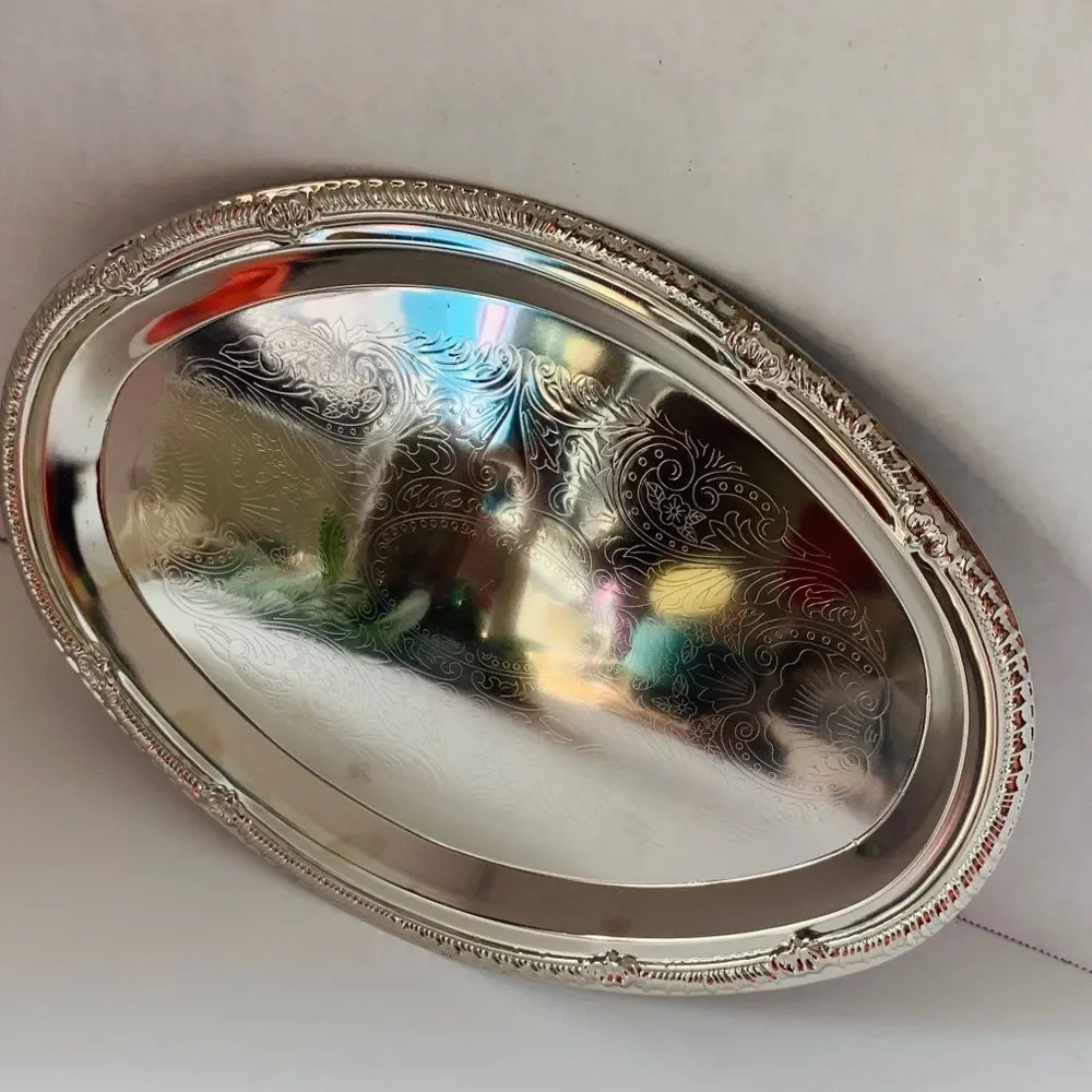 Tin oval‎ serving tray silver looking
